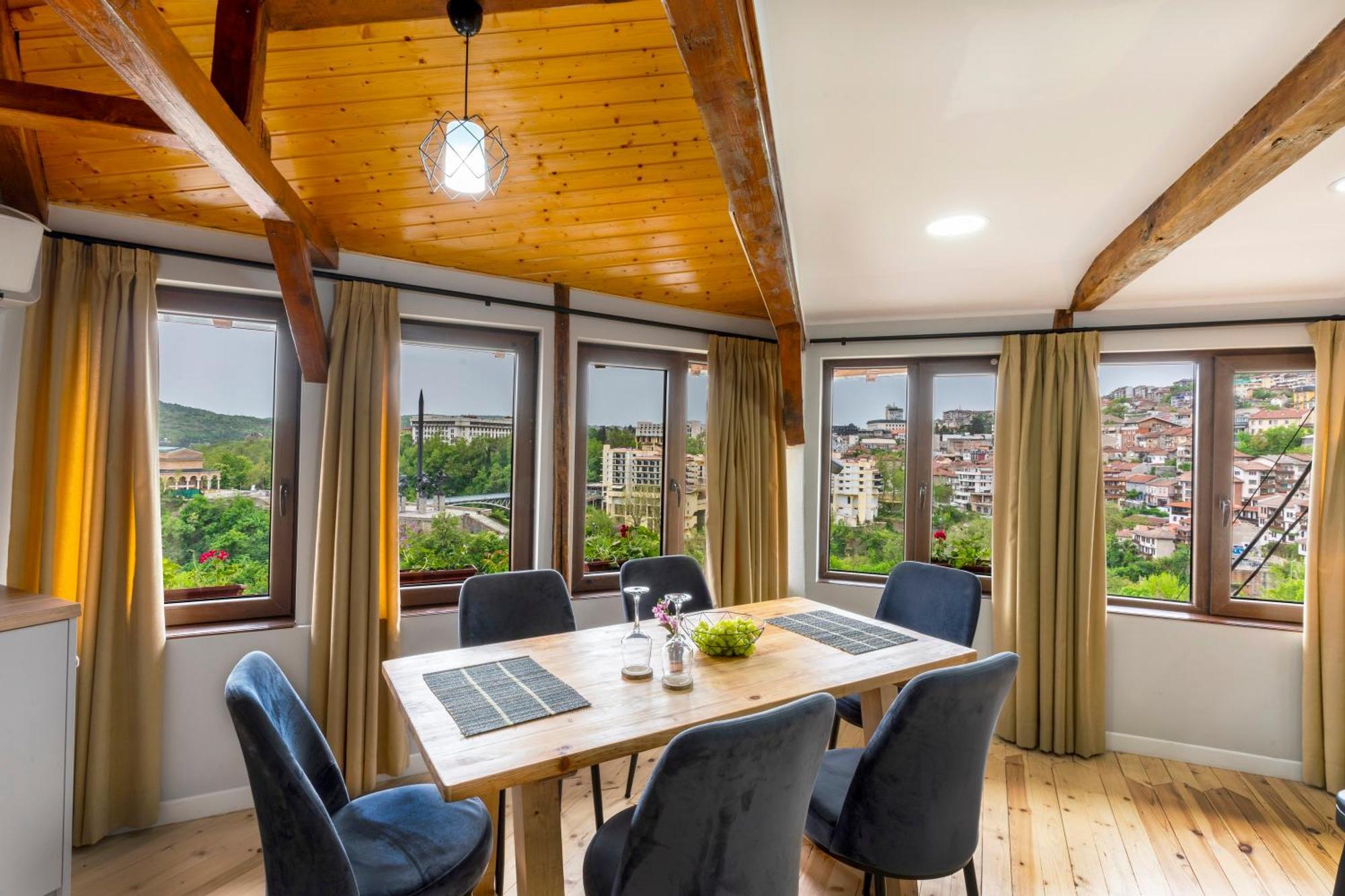 Bobevata Guest House - Floor 2 - Stunning View Old Town 大特尔诺沃 外观 照片